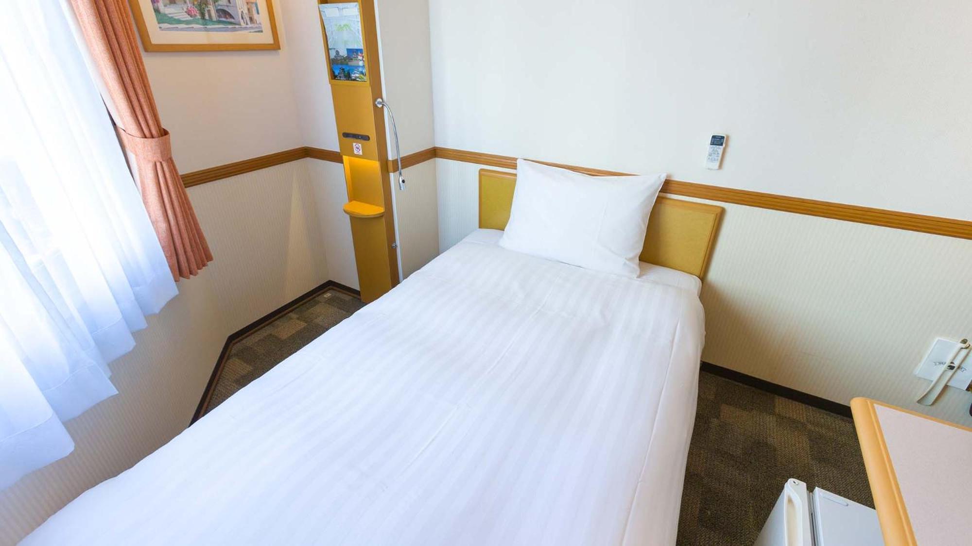 Toyoko Inn Saitama Iwatsuki Ekimae Номер фото