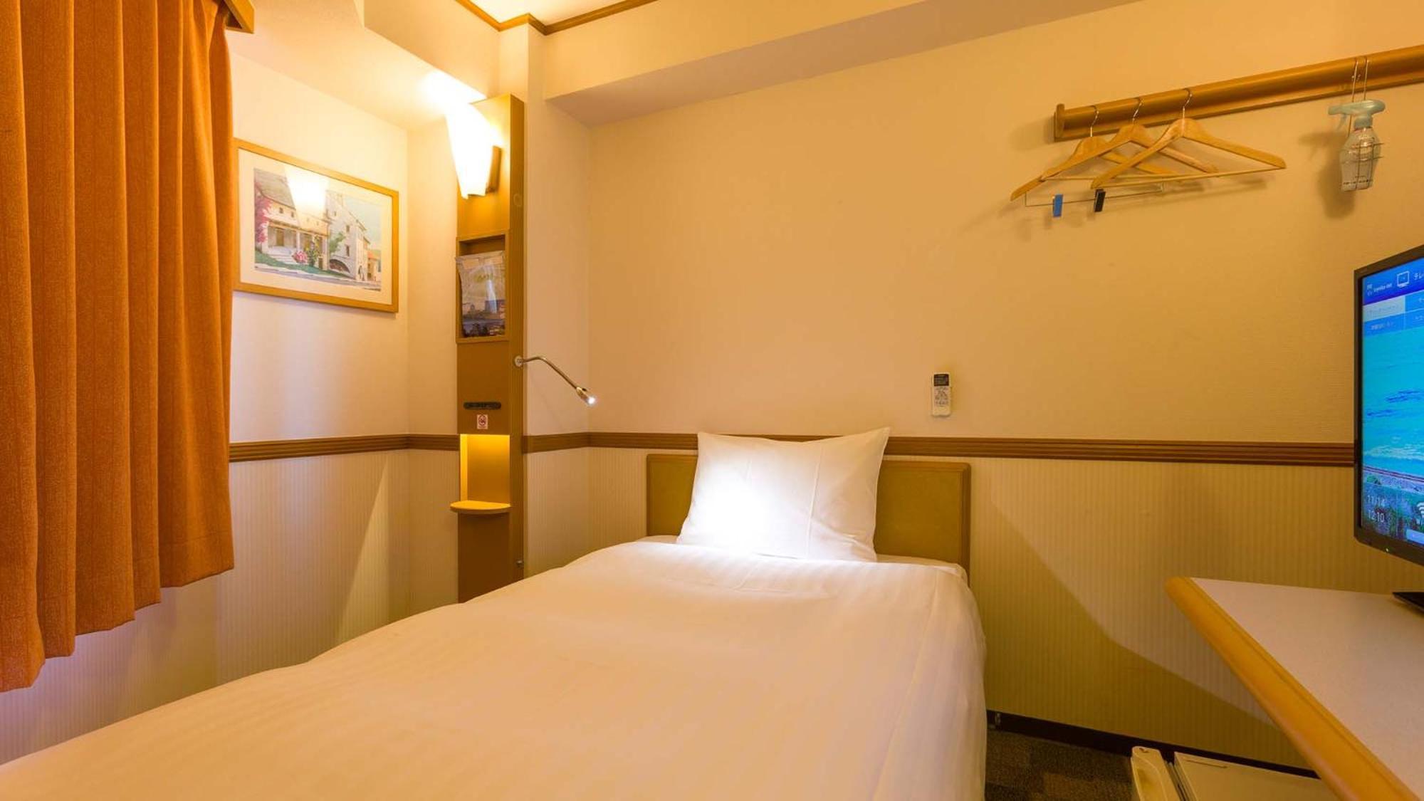 Toyoko Inn Saitama Iwatsuki Ekimae Номер фото